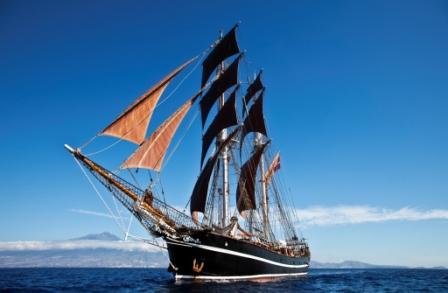 Hamburger Hafengeburtstag – Großsegler Eye of the Wind: Rückkehr in den ehemaligen Heimathafen