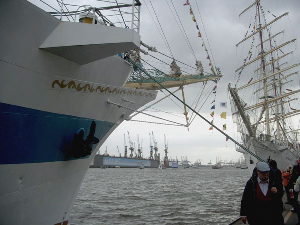 Der 827. Hafengeburtstag Hamburg – Mehr als 300 schwimmende Gäste