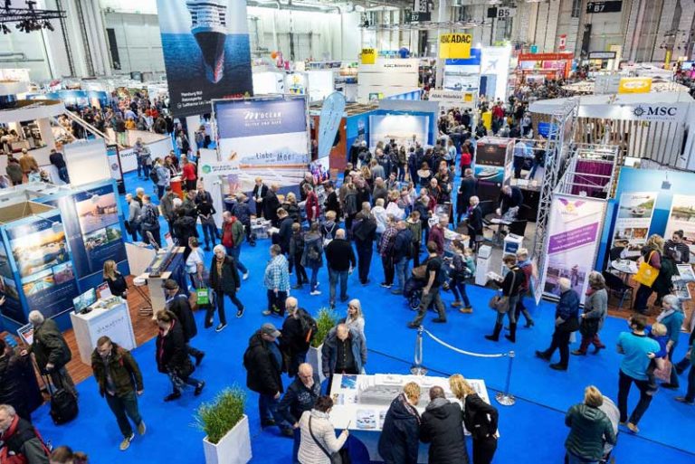 KREUZFAHRTWELT HAMBURG: Beethoven, Chopin und die Kelly Family