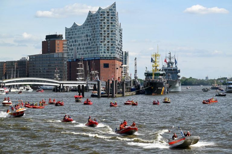 Leinen los für das größte Hafenfest der Welt: Hamburg feiert den 837. HAFENGEBURTSTAG